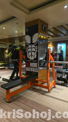 বেঞ্চ প্রেস (Bench press)